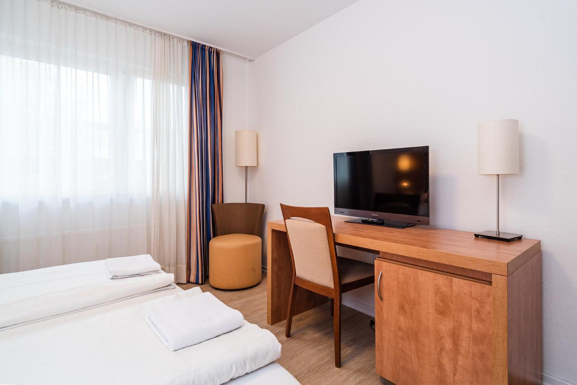 G & L Hotel Dortmund Eksteriør bilde