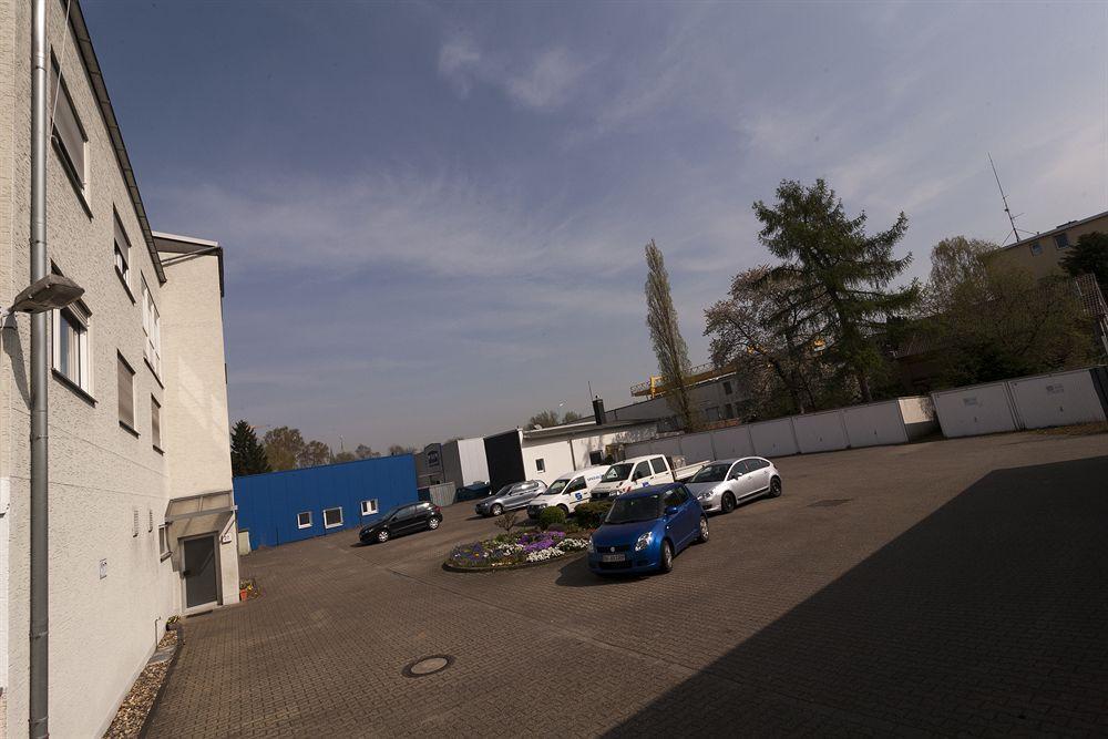 G & L Hotel Dortmund Eksteriør bilde